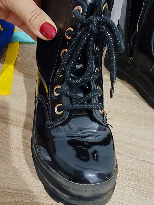 Ghete lac mărime 26 h&m