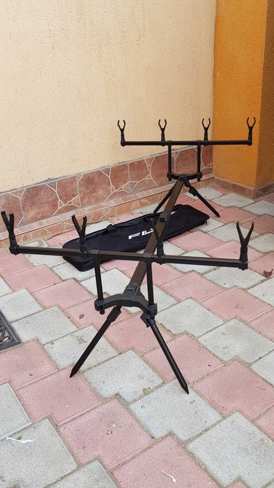Rod pod FL BLACK EDITION pentru 4 lansete cu 4 picioare Quad Pod FL158