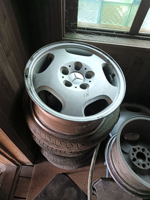 Продам 16 диски мерс