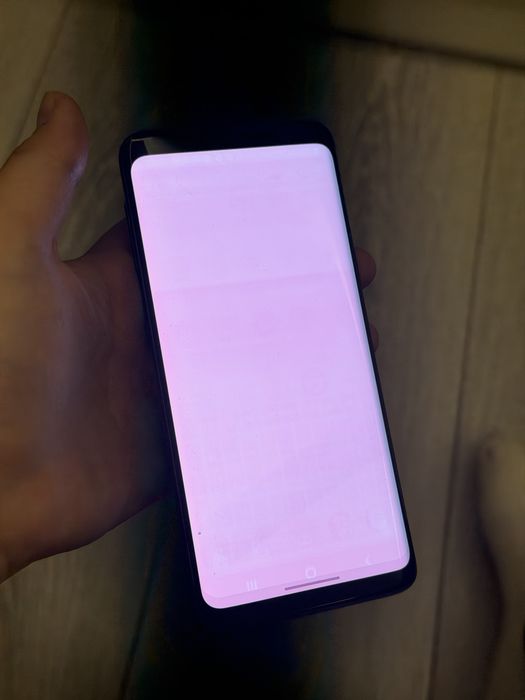 Продам Samsung S9 б/у
