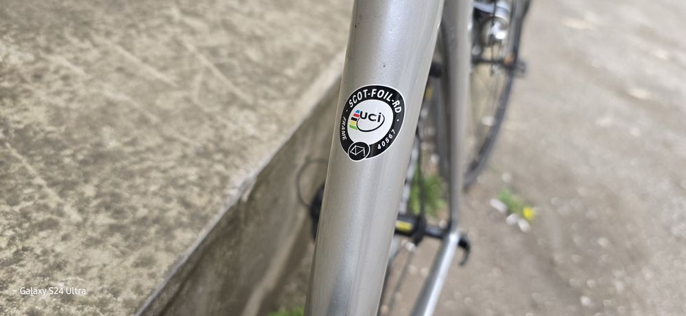 шосеен карбонов велосипед Scott foil 2x10 di2 Shimano ultegra