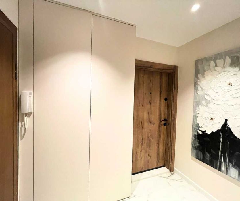 Дава се под наем Двустаен апартамент в София, Център - 60 кв.м за 943.5 € - Снимка #14