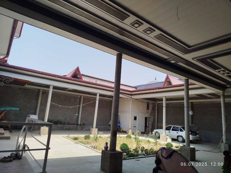 Коттедж Сотилади