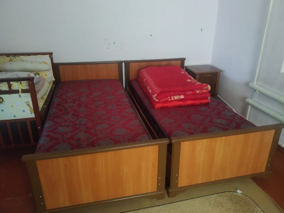 Кровать полторашка 2 штуки