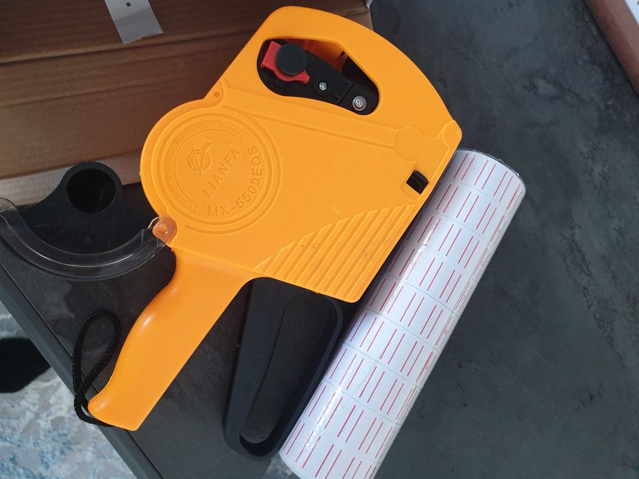 Продам этикет пистолет