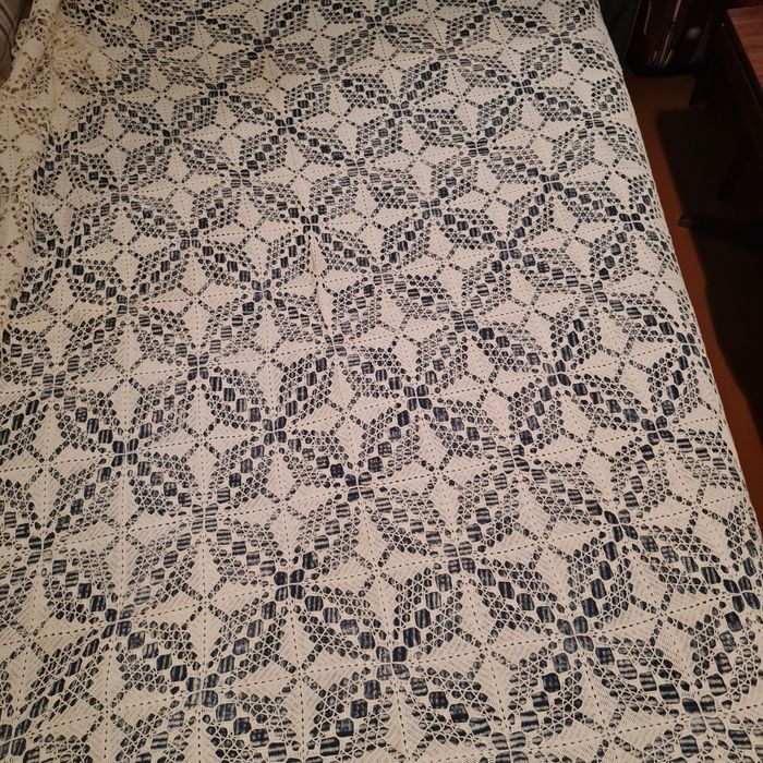 Плетени кувертюри за спалня