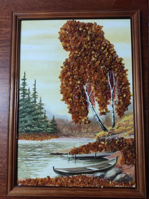 Картины из янтаря