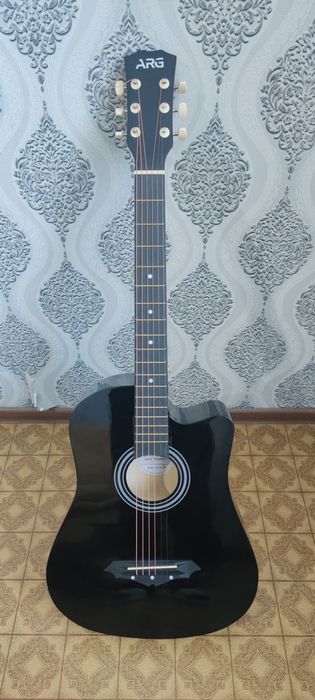 Продам новую гитару