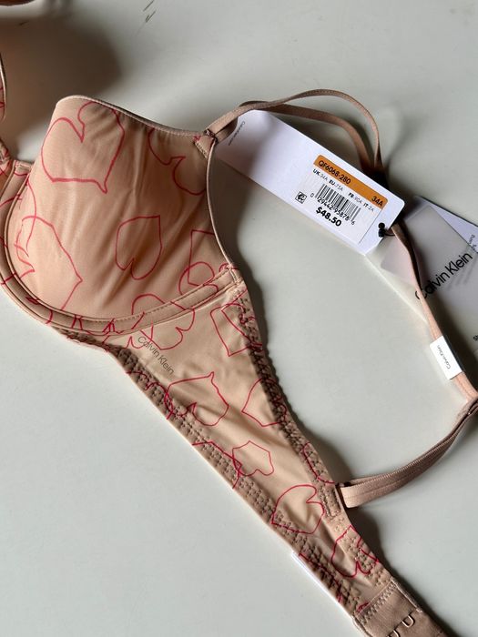 Calvin Klein лиф 34а