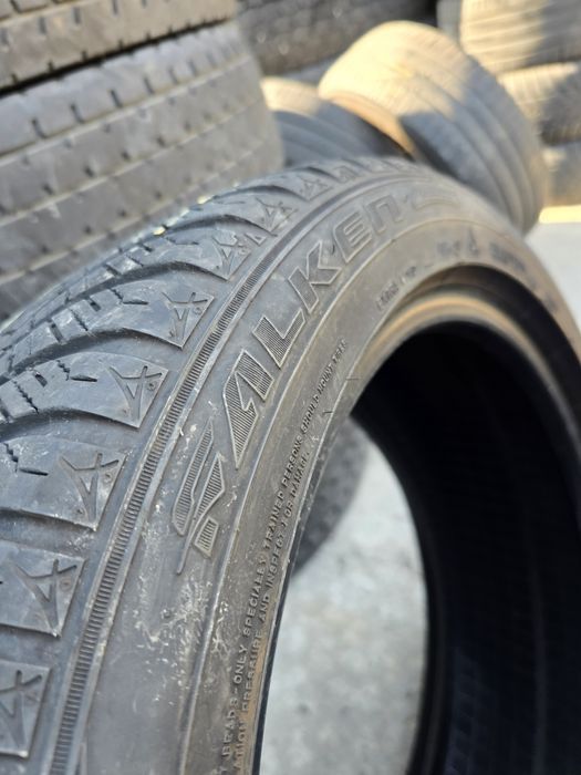 Anvelope de iarna 205-50r17 Falken