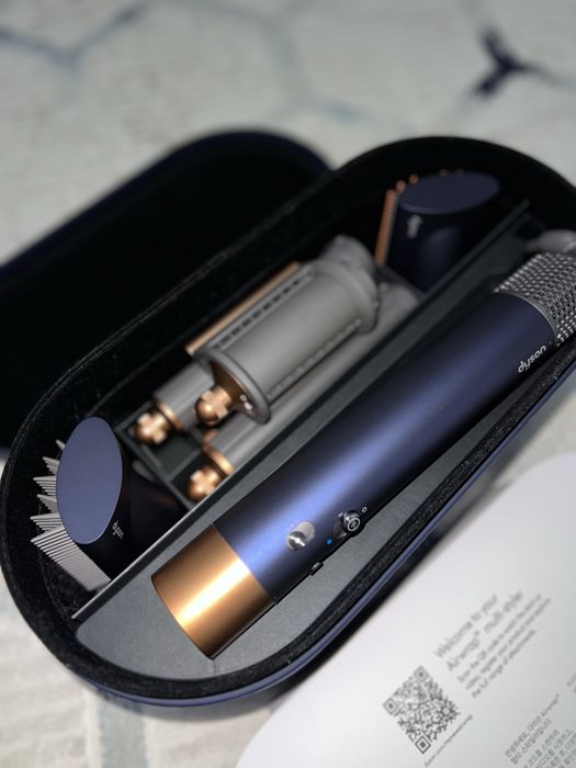 Dyson / Дайсон новый стайлер