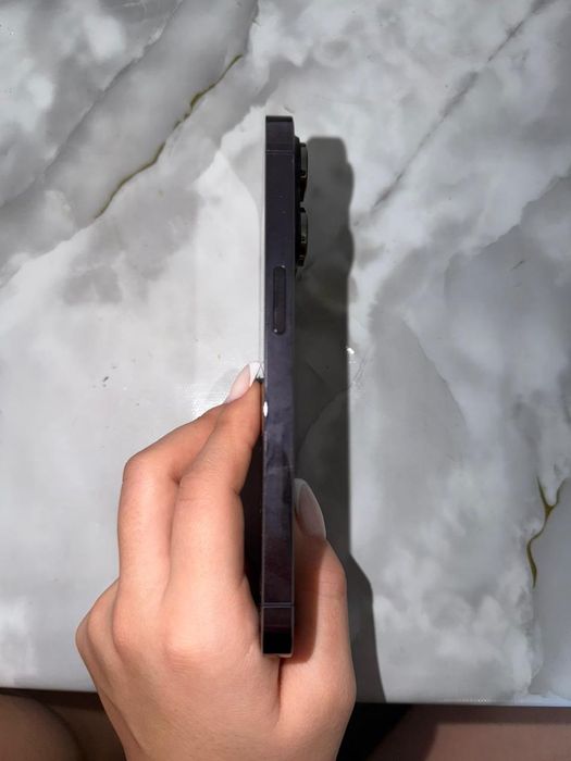 Продам iPhone 14 pro