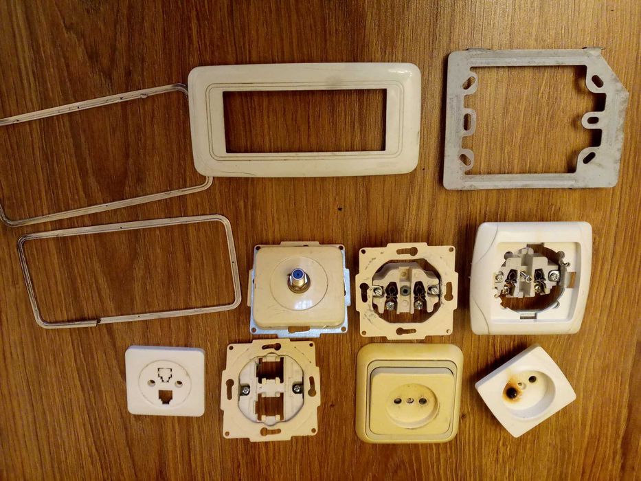 Полурабочие и нерабочие электро запчасти и техника 20тыс за все