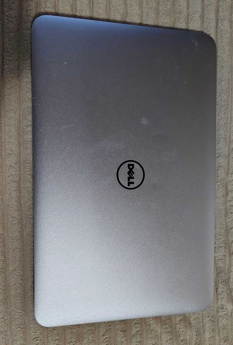 Dell XPS 14 с процесор Intel® Core™ i7