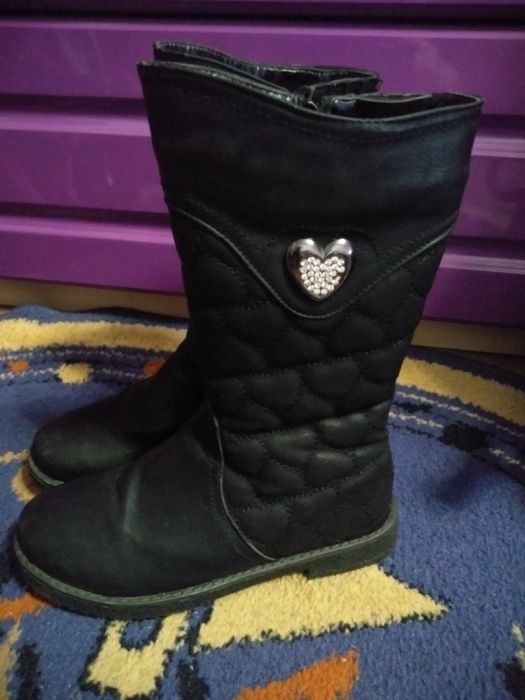 Продам сапоги для девочки