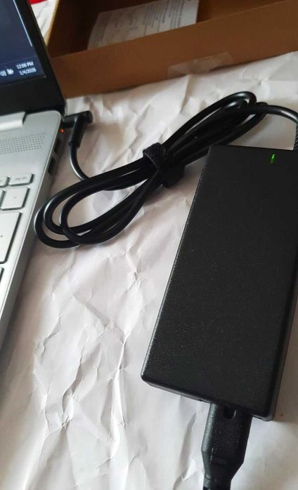 Incarcator Laptop HP -mufa albastra cu pin
