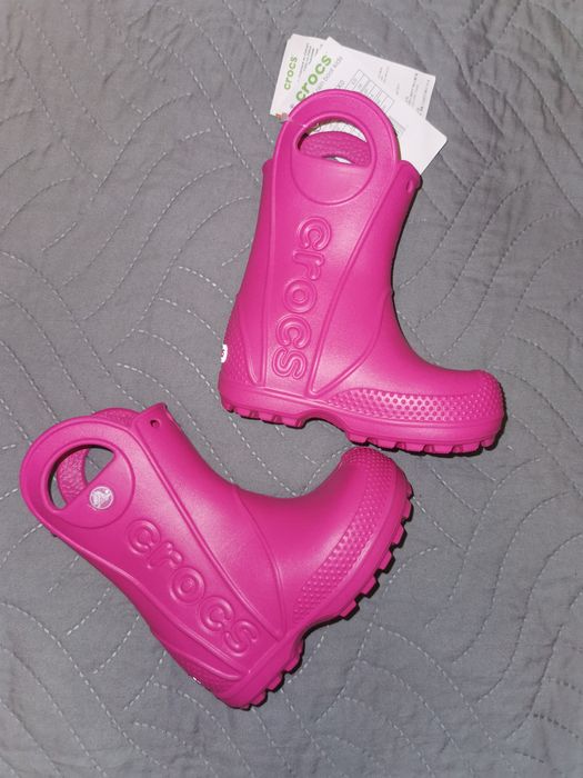 Продам детскую обувь 20-22р