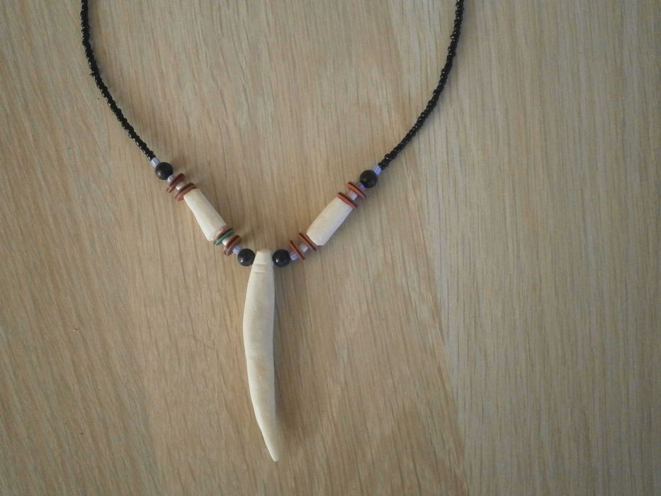 Колие с камилска кост