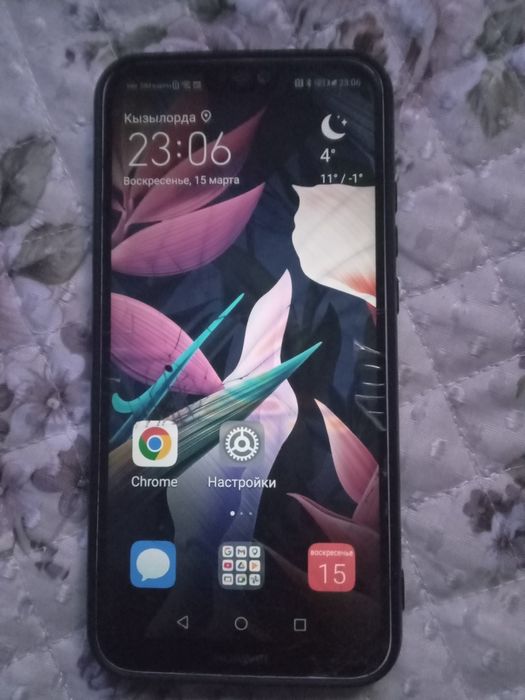 Продам телефон хуавеи