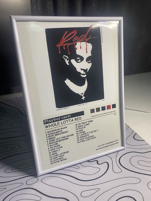 Tablou cu Playboi carti