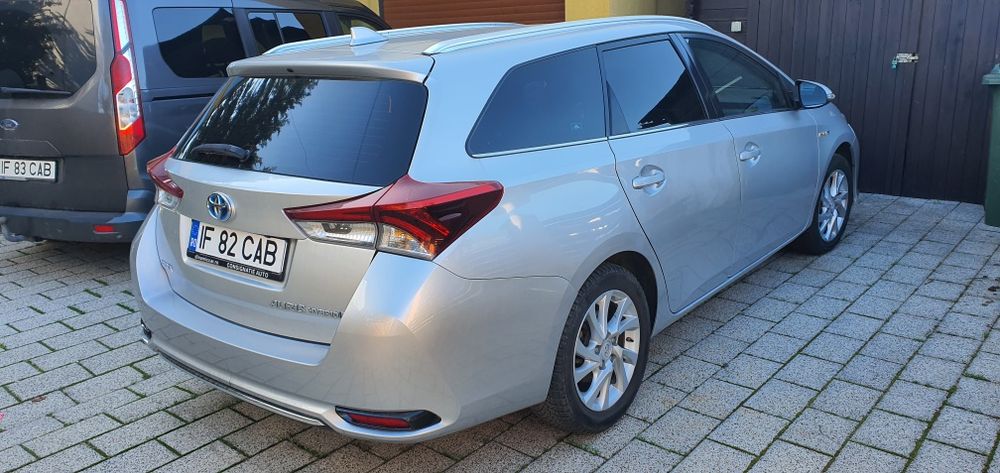 Inchiriez auto masina Toyota Auris gpl Uber / Bolt /