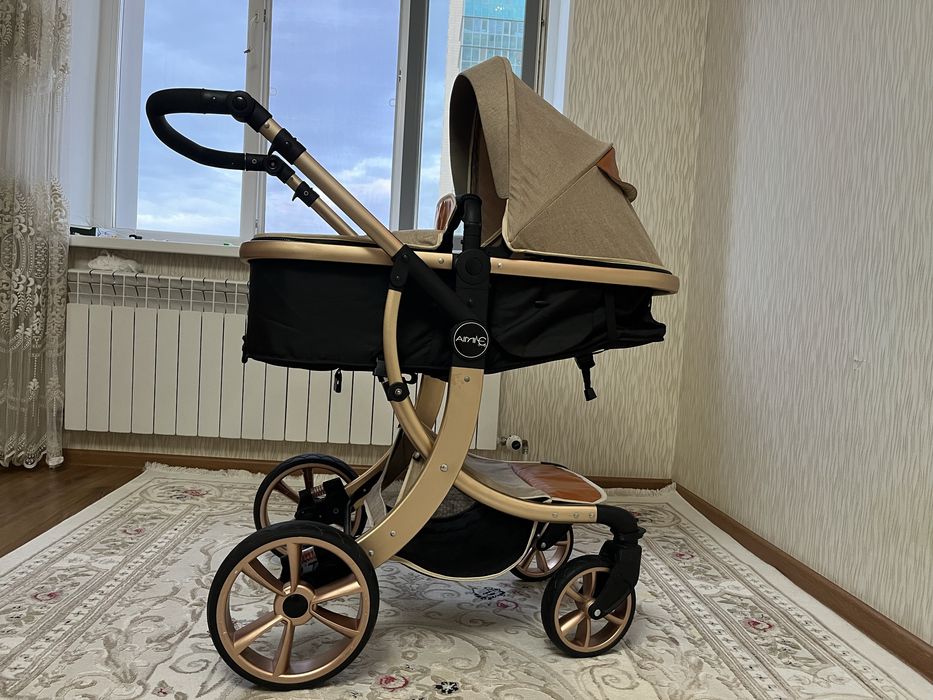 коляска в хорошем состоянии