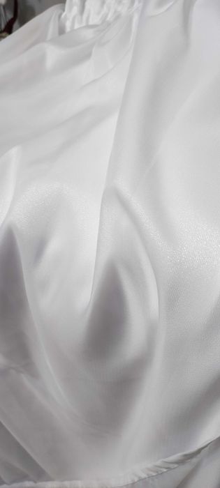 Perdele din voal cu insertii fine de argintiu deja cusute la 2.26 x 4m