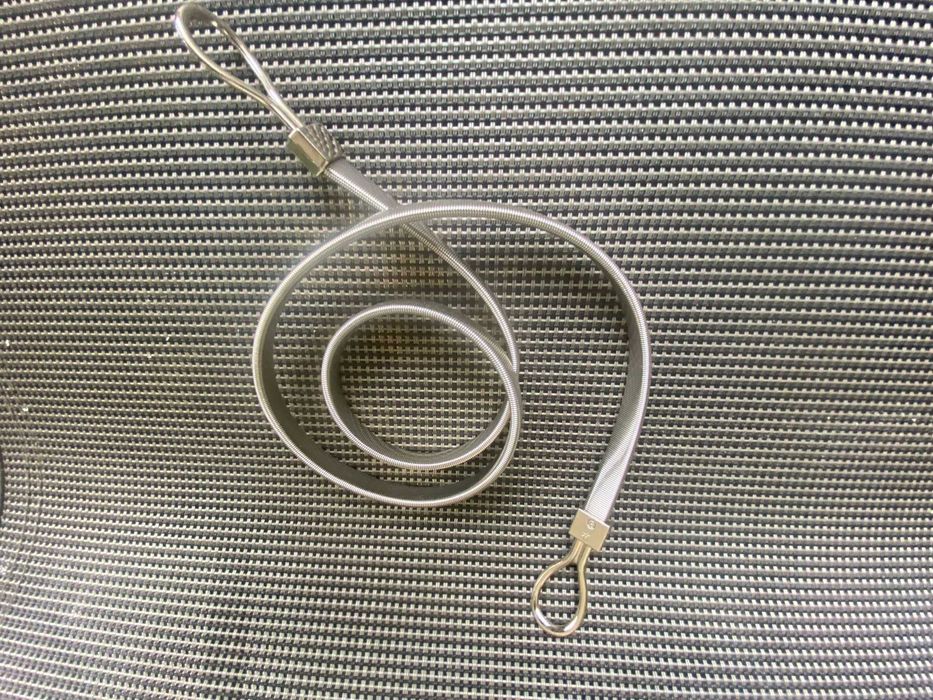 Curea metalizată argintie, nouă, S/M, 76cm, elastică pana la 85cm