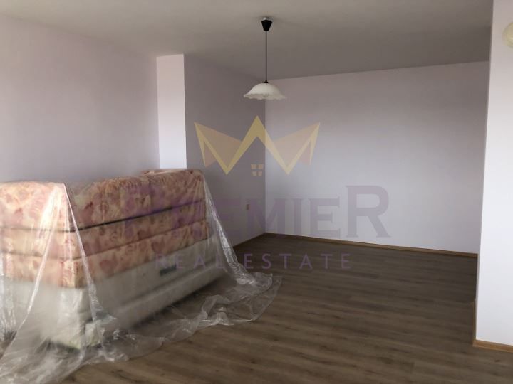 Продава се Двустаен апартамент в Варна, Бриз - 92 кв.м за 1946 €/кв.м - Снимка #6