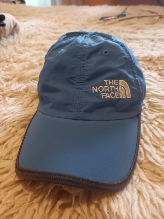 Зима шапка Invicta и North face