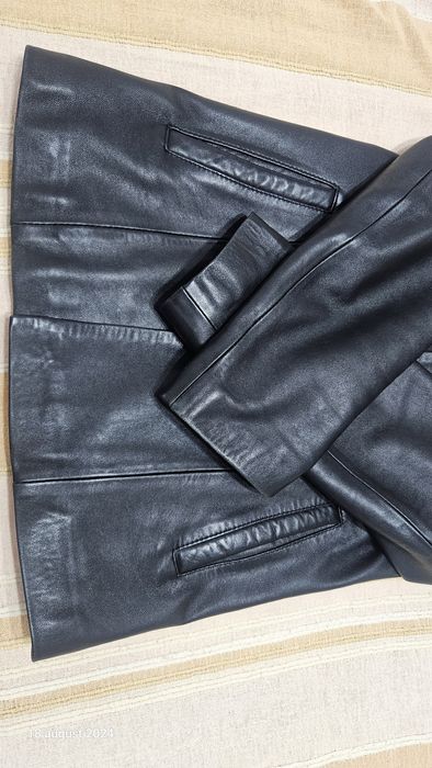 Geaca de piele tip sacou