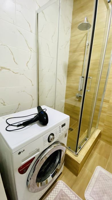 сдам 1 ком посуточно