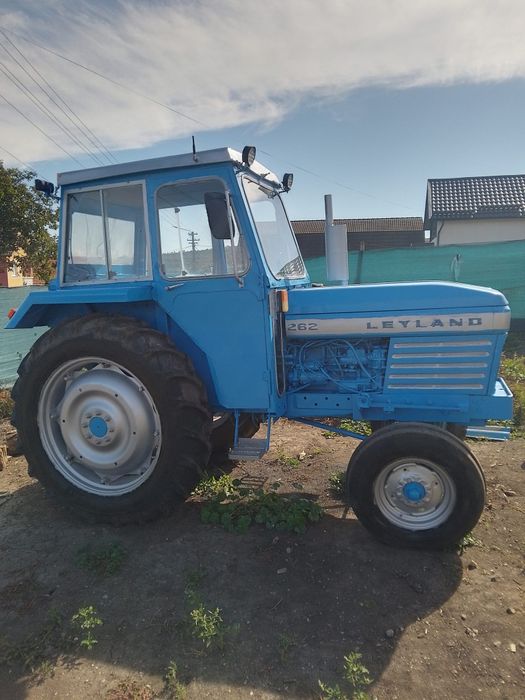 Vand sau schimb cu vaci ,vitei ,