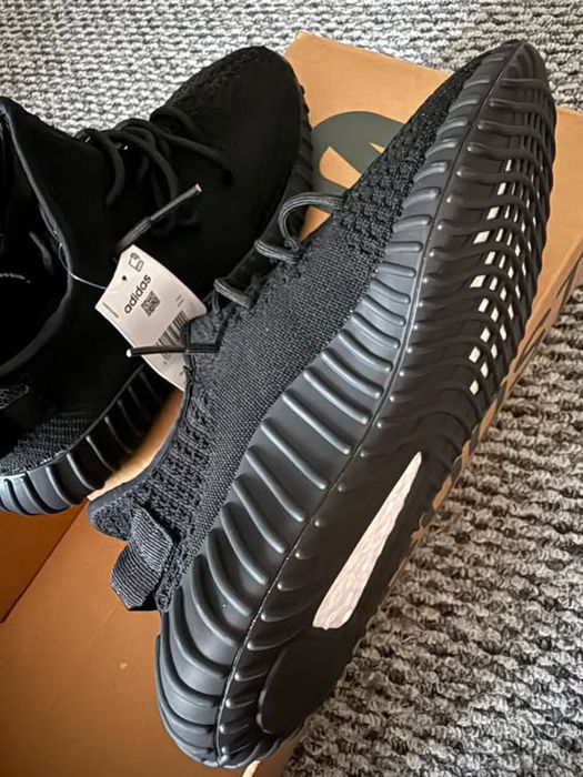 Adidas Yeezy 350 V2
