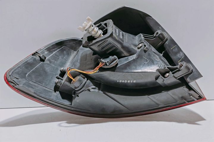 Stop  Dreapta  0844119B3RB Volkswagen VW Golf a 6-a generatie