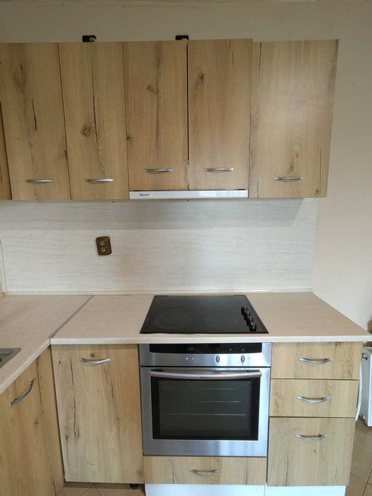 Модулна ъглова кухня