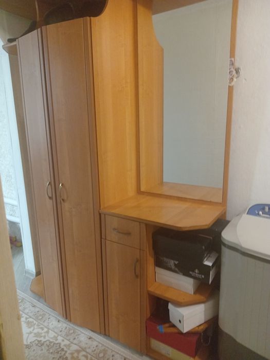 Продам шифоньер 30 000