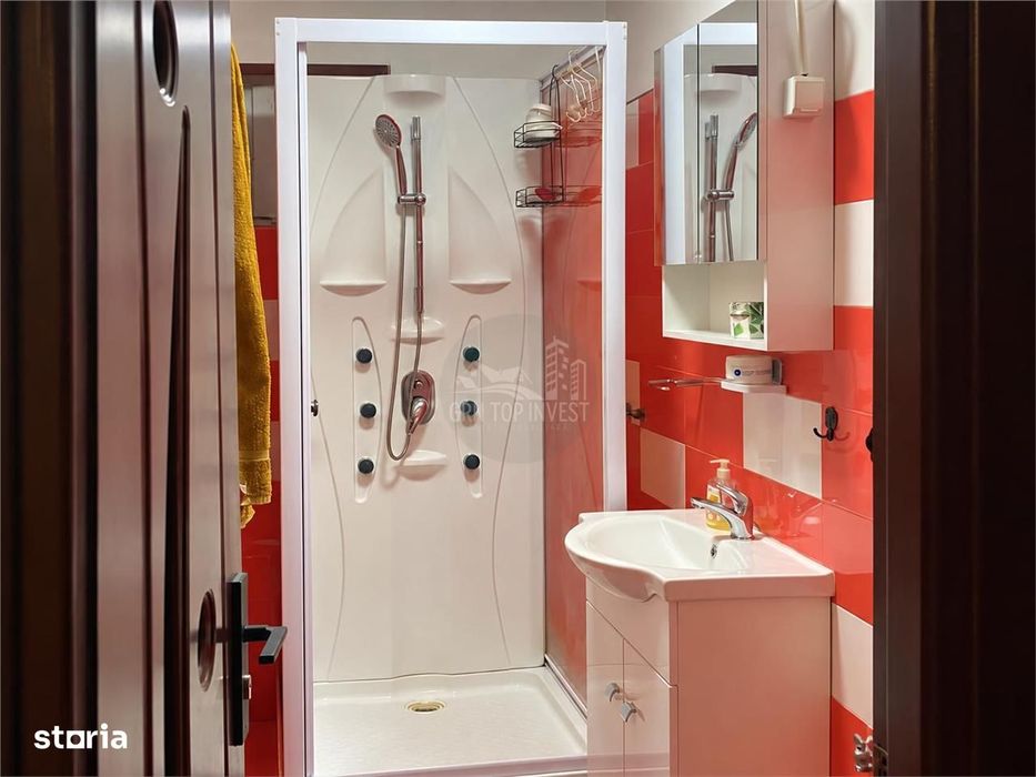 Apartament 3 camere balcon zona Tiglari