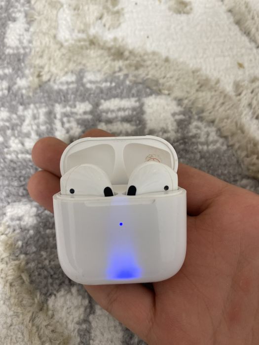 Наушники Air Pods хорощие