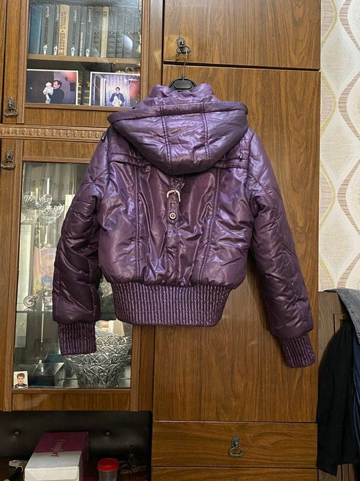 Куртка почти новая,