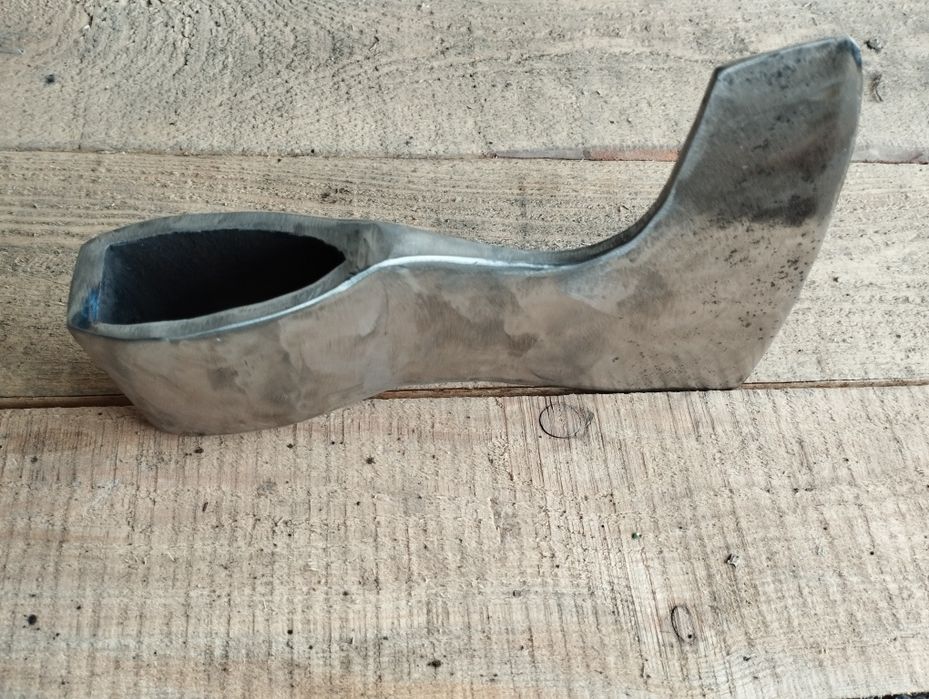 Топор советский цена 20000 тенге