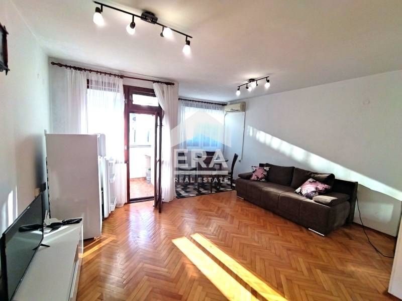 Двустаен апартамент под наем в район Окръжна  болница град Варна