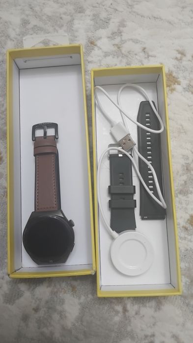 AWEI SMART WATCH сотилади холати яхши.