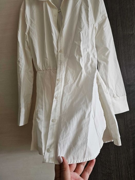 Бяла рокля Zara xs-s (34 -36). Нова