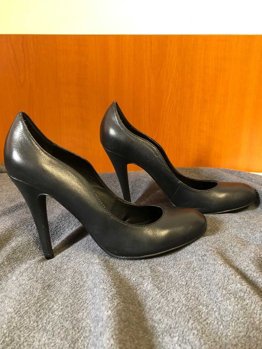 Pantofi cu toc din piele naturală Kelsi Dagger