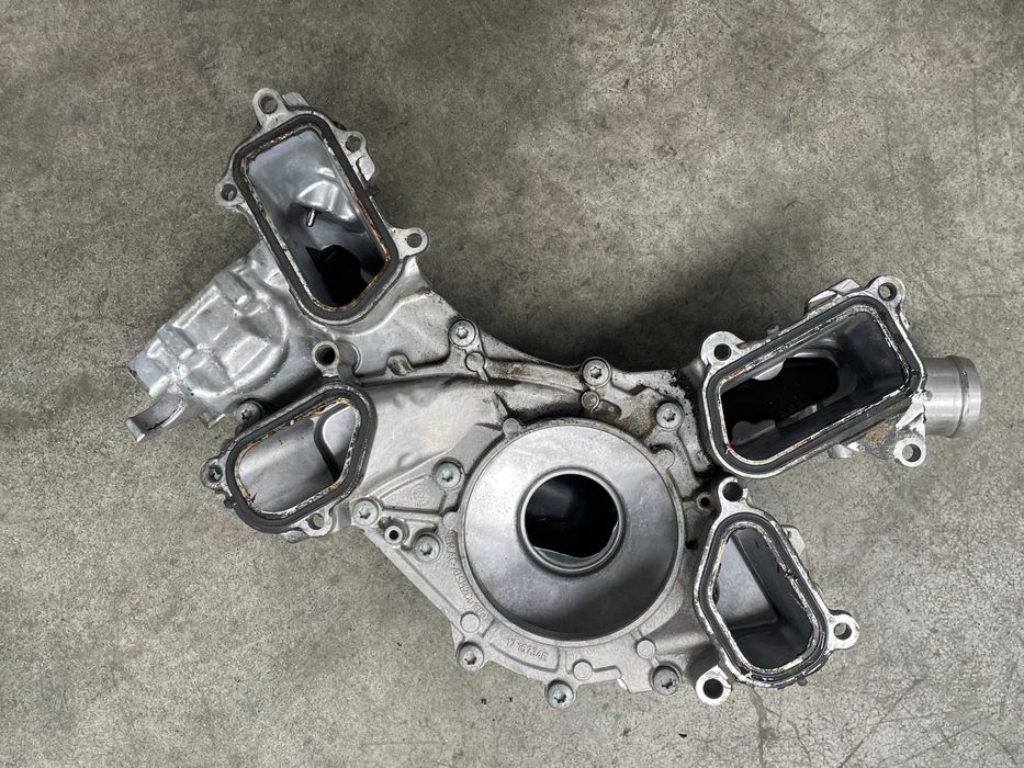 carcasa termostat Vw - Audi cod 057121111AA