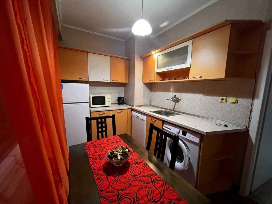 Дава се под наем Тристаен апартамент в София, Белите брези - 110 кв.м за 750 € - Снимка #3