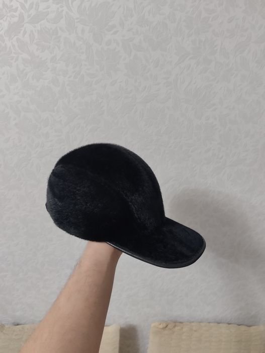 Продам зимнюю бейсболку