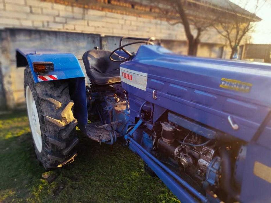 Tractor Ford super dexta