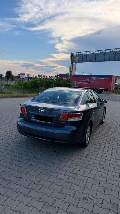 Auto Toyota Avensis